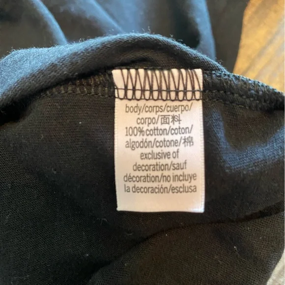 Victoria’s Secret Black T-shirt with black logo Small - Picture 3 of 6